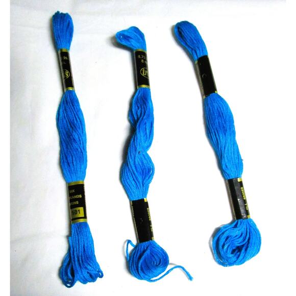 Iris Embroidery Floss Blue Colors Five Skeins Six Strands Cotton 8.75 Yards Each - Picture 1 of 2